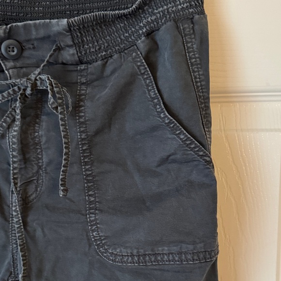 American Eagle Outfitters Charcoal Joggers - Picture 5 of 9